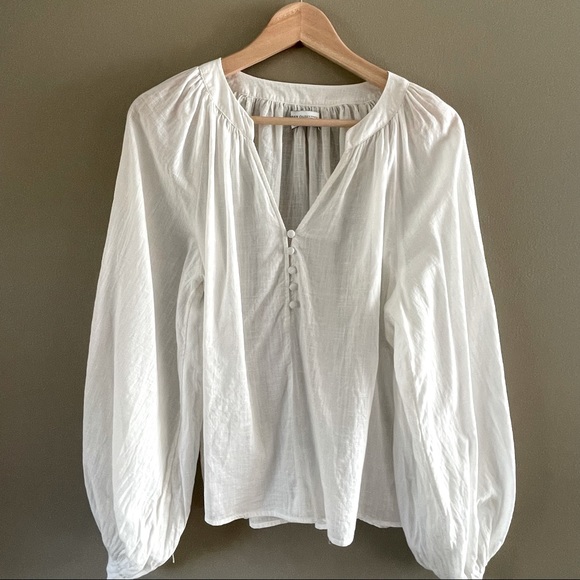 Urban Outfitters Tops - Urban Outfitters Peasant Style Balloon Sleeve Blouse
